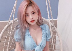 Vòng nào vòng nấy đều đẹp mướt mắt, hot girl mạnh dạn rao bán ảnh 18+ trên web