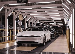 Xe điện Lucid Air đi vào sản xuất, &#8216;đe dọa&#8217; Tesla