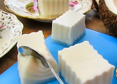 2 cách làm pudding sữa dừa và pudding trái dừa thơm ngon, núng nính béo mịn