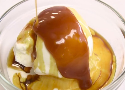 2 cách làm sốt caramel (caramel sauce) đơn giản cho món tráng miệng