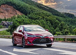 Bảng giá xe Toyota tháng 10: Toyota Corolla Altis giảm 40 triệu đồng, vẫn chưa đủ hấp dẫn