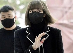 BLACKPINK dạo này lắm biến thế: Lisa bị "bay màu" trên YouTube, YG tụt cổ phiếu do chính Jisoo và Jennie rút?