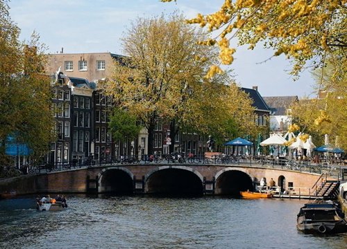 Cô gái Việt nhận biết Amsterdam qua những mùi hương