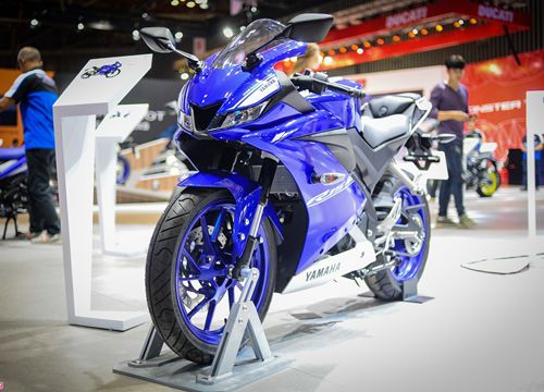 Honda CBR150R có đủ sức để cạnh tranh với Yamaha YZF-R15?