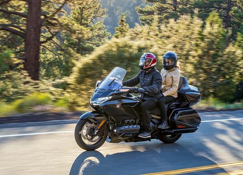 Thế giới 2 bánh: Honda Gold Wing 2021 giá bán khởi điểm 1,23 tỷ đồng, bằng Hyundai Santa Fe