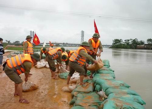 Bão lũ liên tiếp giữa dịch COVID-19, Thủ tướng chỉ đạo chủ động ứng phó, bảo vệ tính mạng nhân dân