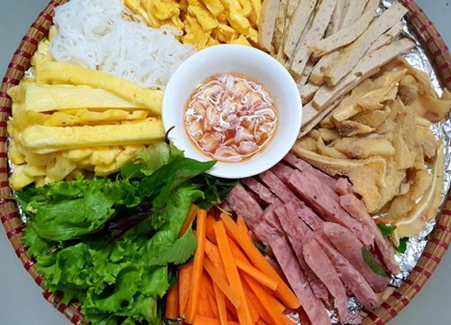 Mẹt cuốn sắc màu từ những nguyên liệu dễ tìm