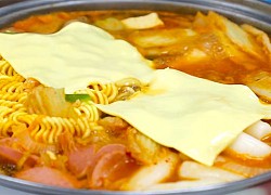 2 cách nấu lẩu tokbokki phô mai thơm ngon hấp dẫn ăn thử là mê