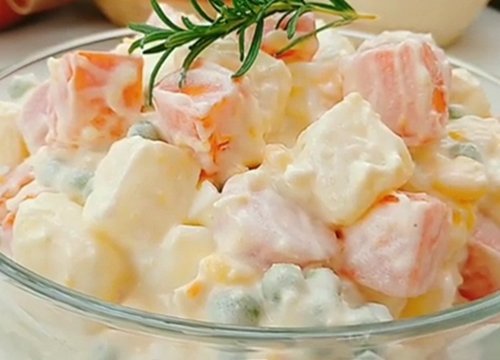 Cách làm salad Nga thơm ngon đúng chuẩn ngoài hàng