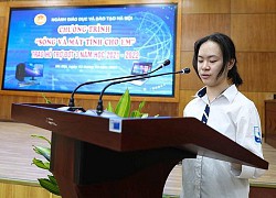 Hà Nội: "Sóng và máy tính" tiếp tục đến với học sinh nghèo trong đợt hỗ trợ lần 3