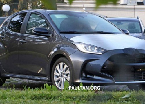 Lộ diện Mazda2 2023 chung nền tảng với Toyota Yaris Hybrid