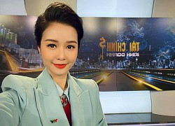 Nhan sắc của MC VTV từng bị cắt sóng vì gương mặt quá trẻ