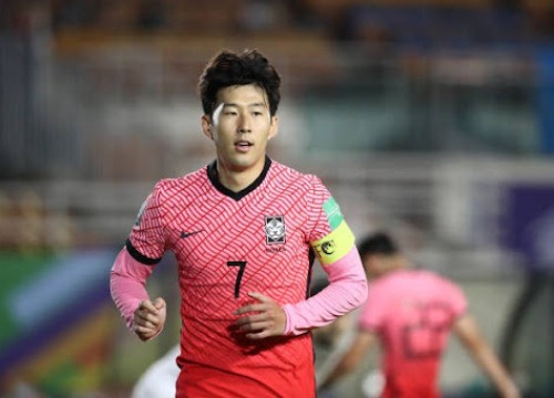 Son Heung-min ghi bàn trong trận Hàn Quốc hòa Iran