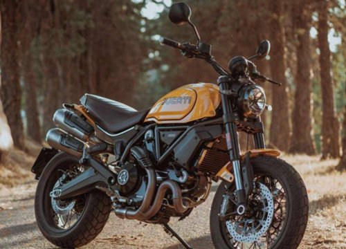 Cận cảnh mô tô cổ điển Ducati Scrambler 1100 Tribute Pro 2022 hoàn toàn mới