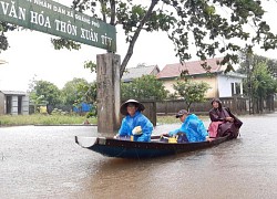 Hà Nội rét 18 độ C, nhiều tỉnh miền Trung tiếp tục mưa rất to