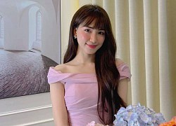 Hòa Minzy ngày càng nhuận sắc sau sinh con