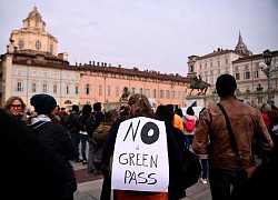 Italy siết &#8216;thẻ xanh&#8217; làm việc chặt nhất châu Âu, biểu tình bùng phát