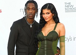 Kylie Jenner cãi nhau to đến mức &quot;toang&quot; với bạn trai giữa lúc mang thai, dân tình soi rõ bằng chứng ở MTV Awards?