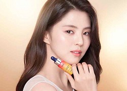 Mua serum vitamin C giống Han So Hee hơi khó nhưng còn nhiều loại chất lượng không kém để chị em tham khảo