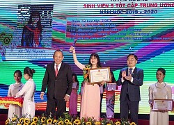 Thủ khoa Trường nhân văn có điểm tổng kết 3.91/4 và đam mê nghiên cứu khoa học