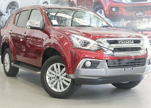 Bảng giá xe Isuzu tháng 10: Isuzu Mu-X cố ưu đãi nhưng chưa đủ thu hút