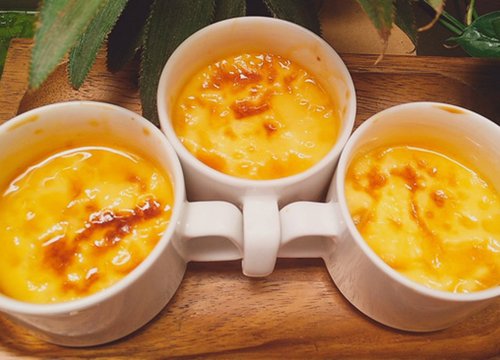 Bánh flan mà làm bằng nồi chiên không dầu thì không chỉ ngon mà còn cực nhanh gọn nữa!