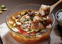 Canh gà hương vị thái