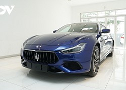 Cận cảnh Maserati Ghibli Hybrid 2021 đầu tiên tại Việt Nam