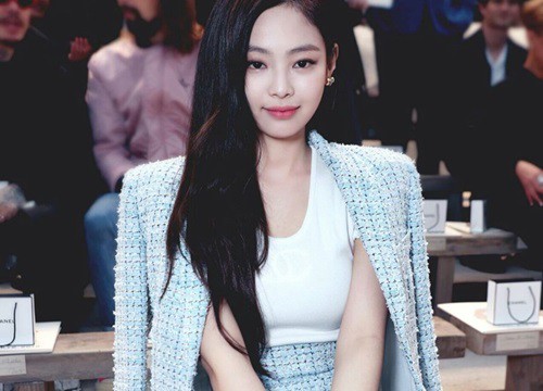 Jennie (BLACKPINK) và những lần sang hết phần thiên hạ với đồ Chanel