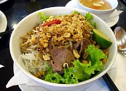 Món bún bò Nam Bộ vị ngon đậm đà