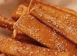 Nhà dư nhiều bánh mì? Lấy ra làm ngay snack ăn vừa ngon vừa lành mạnh, khỏi phải đi mua!