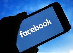 Nhân viên cũ tố Facebook hai mặt