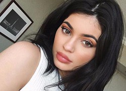 Sở hữu đôi môi hồng mọng như Kylie Jenner, không khó!