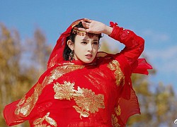 Bành Tiểu Nhiễm lộ ảnh tình tứ với đạo diễn Trương Manh, nghi sử dụng &#8220;quy tắc ngầm&#8221; để thăng tiến?