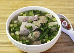 Canh bò viên nấu khoai môn đậm đà lạ miệng