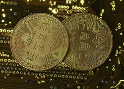 Giá Bitcoin hôm nay 26/10: Bitcoin đảo chiều tăng vọt, sáng cửa lên 70.000 USD