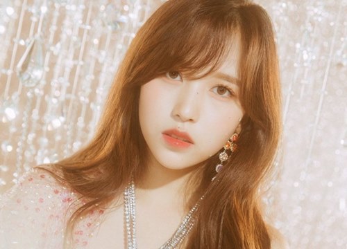 Hai lần Mina (TWICE) "cãi lời" JYP Entertainment