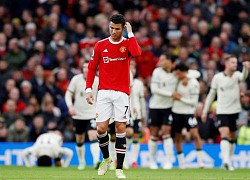 MU thảm bại vì nuông chiều Ronaldo?