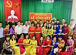 Thầy Hiệu trưởng luôn "xắn tay" làm mọi việc