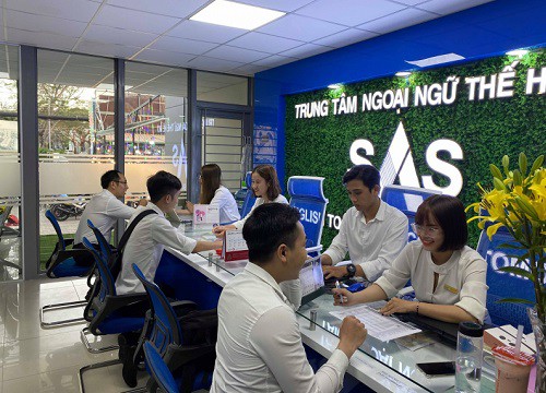 Trung tâm ngoại ngữ đột ngột đóng cửa, TP.HCM chỉ đạo như thế nào?