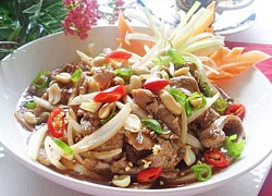 Bò sốt me chua ngọt nóng hổi và ngọt tuyệt