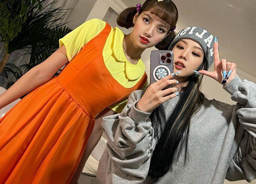 Halloween của BLACKPINK: Jennie làm rắn chúa, Lisa hoá búp bê huỷ diệt, Jisoo khiến fan "cạn lời", trùm cuối Rosé thế nào đây?