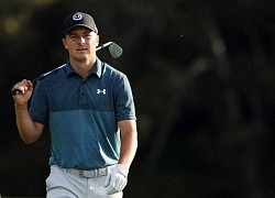 Jordan Spieth trở lại top 10 golf thế giới