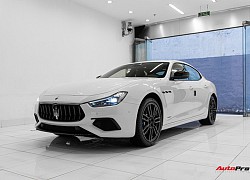 Maserati Ghibli Hybrid giá gần 6 tỷ đồng tại Việt Nam - Sedan thể thao 'tiết kiệm xăng' cho giới nhà giàu