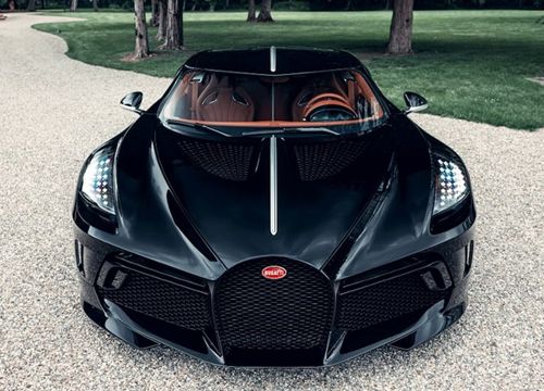 Ăn mừng La Voiture ra đời, Bugatti tạo ra chai rượu làm từ sợi carbon đặc biệt