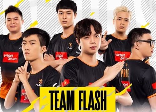 Có chuyện gì xảy ra với Team Flash ở ngày ra quân AIC 2021?