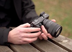 Sony dừng cho đặt hàng hàng dòng máy ảnh Sony a7 II, a6400 và a6100 vì thiếu chip