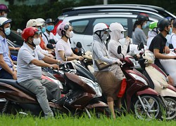 &#8216;Chưa bao phủ vaccine người trên 50 tuổi, Hà Nội nên mở cửa thận trọng&#8217;