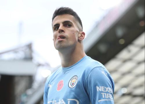 Cancelo là đại diện cho thứ bóng đá đặc biệt của Pep