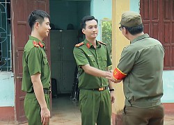 'Phố trong làng'trailer tập 2: Bị khách sàm sỡ, nữ nhân viên phục vụ quán lập tức có phản ứng 'lạ'